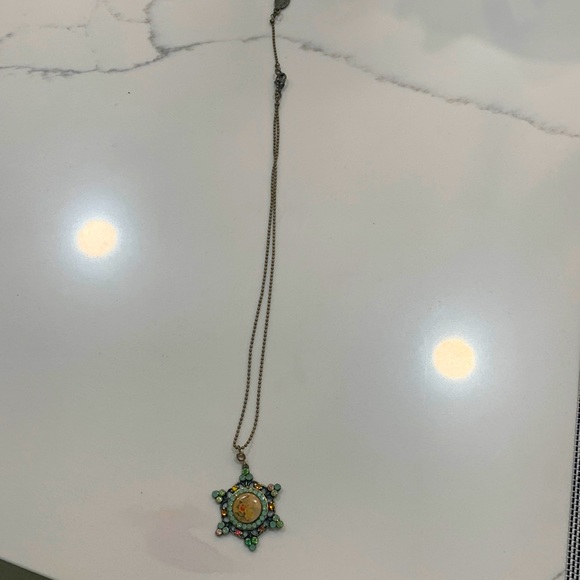 Necklace - Picture 1 of 3